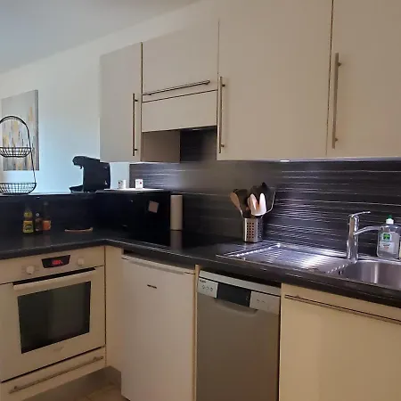 Le Capitole T2 35m2 Climatise Balcon شقة Fréjus