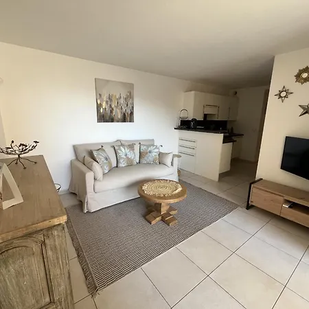 Le Capitole T2 35m2 Climatise Balcon Fréjus