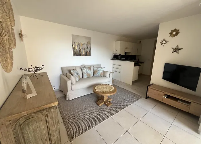 Le Capitole T2 35m2 Climatise Balcon Fréjus